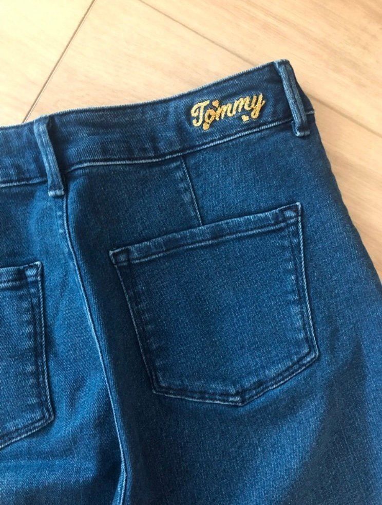 Tommy Hilfiger Jeans: NEU Tommy Hilfiger Jeans Gr. 29 – Nuovo e nell'imballaggio originale da Füllinsdorf venduto da Sunnebliemli7 4