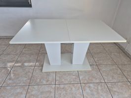 Tavolo allungabile bianco moderno in buone condizioni