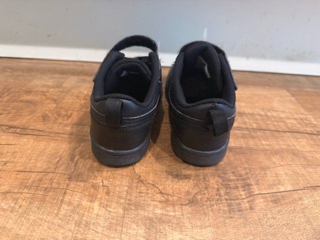 Nike Scarpe da uomo: Nike Sneakers All Day Play Grösse 35 – Usato da Lömmenschwil venduto da classico01 3