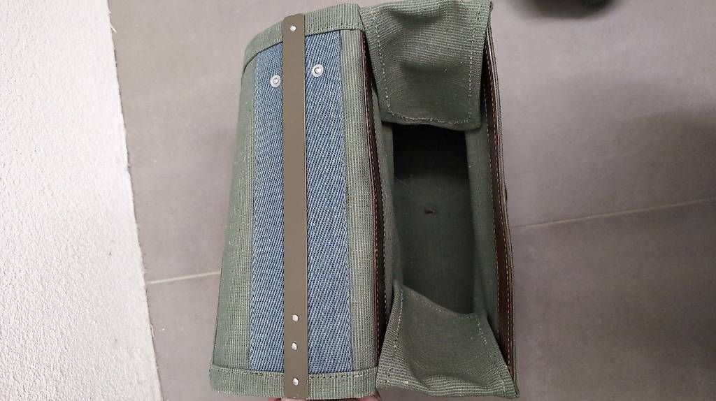 Borse: Sacoche militaire vintage – Usato da St. Silvester venduto da ValentinD
