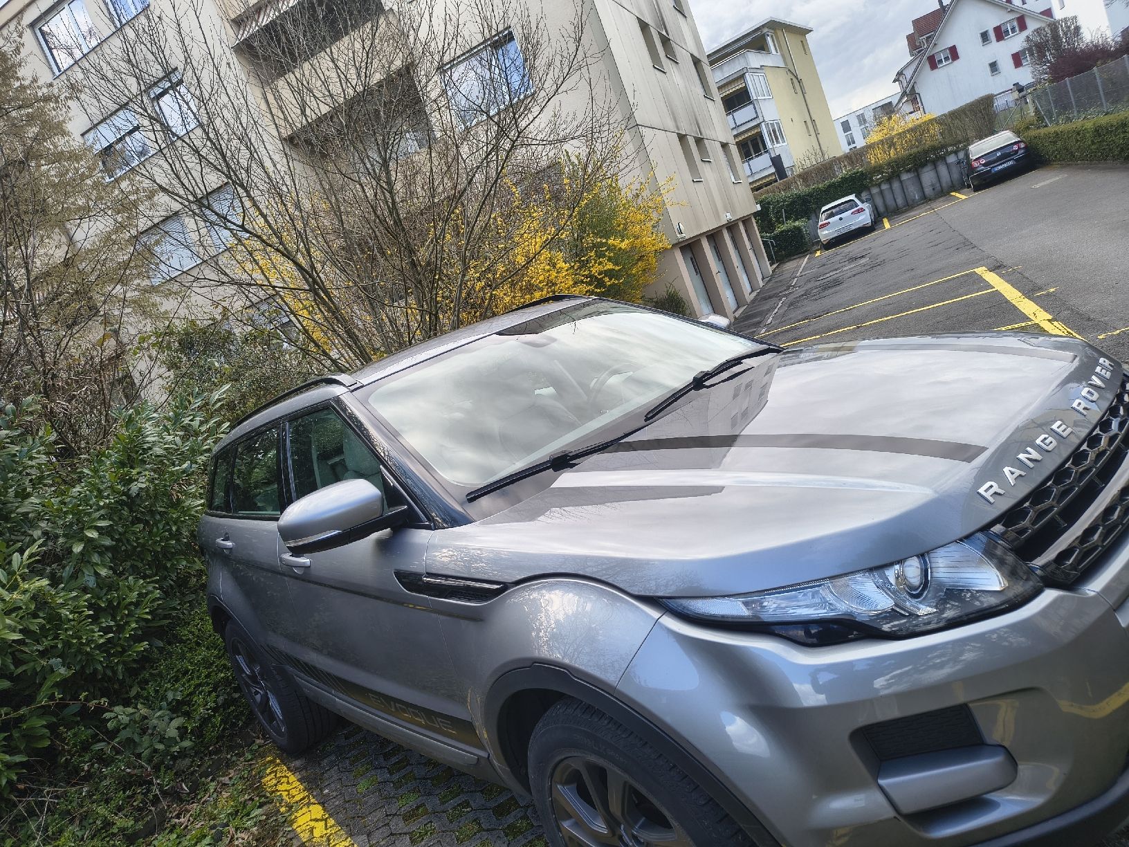 Autos: Land Rover RR Evoque 2.0 SD4 – D'occasion à Muttenz par mah_y2pb 2