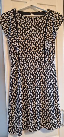 Robe imprimée noire et blanche taille S 