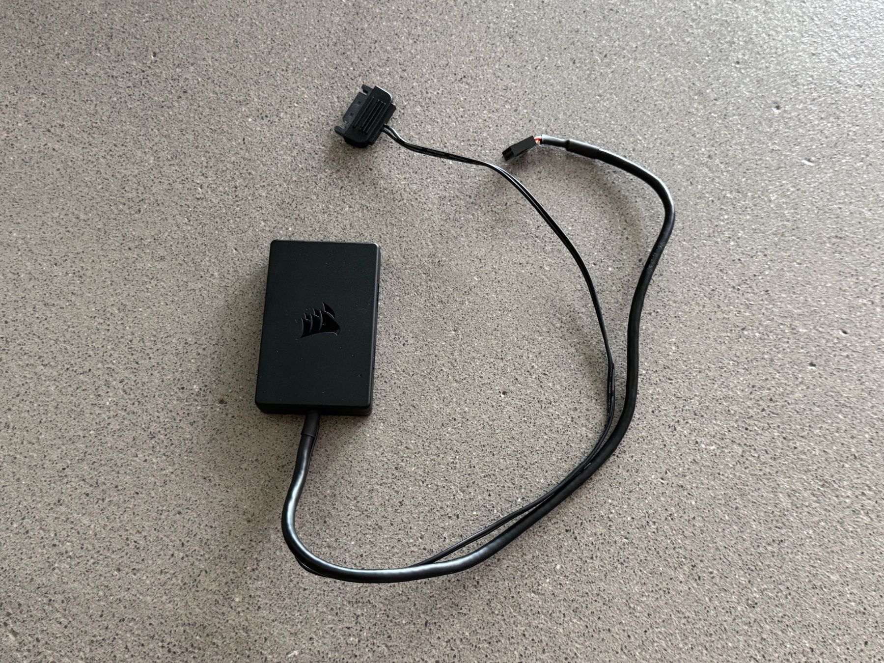 Hub & Switch: Corsair Internal USB Hub 4-fach USB2.0 – Usato da Luzern venduto da DarthYodus