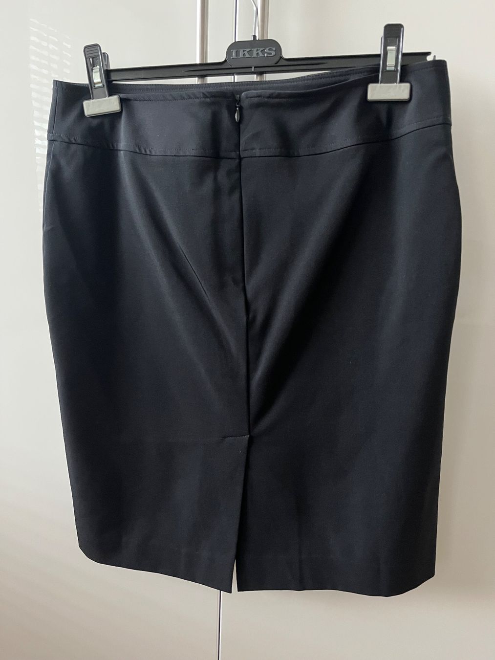 Röcke: Rock schwarz stretch Grösse 38 – Gebraucht aus Basel von When99