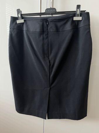 Rock schwarz stretch Grösse 38