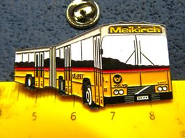 VOLVO GELENKBUS MEIKIRCH BE PIN AUZO GEPRÄGT  4cm GROSSS