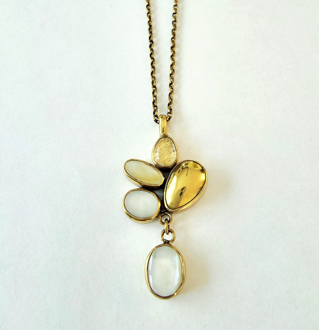 Ketten: Edles Designer Collier mit Perlmutt  - Neu – Neu und originalverpackt aus Uetikon am See von Springdream 5