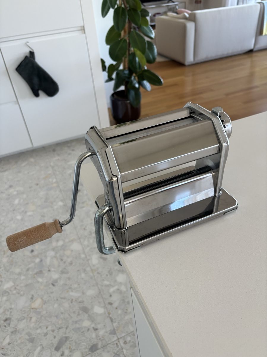Appareils de cuisine: Machine à pâtes Imperia, chrome – D'occasion à Lausanne par HelenaK 3