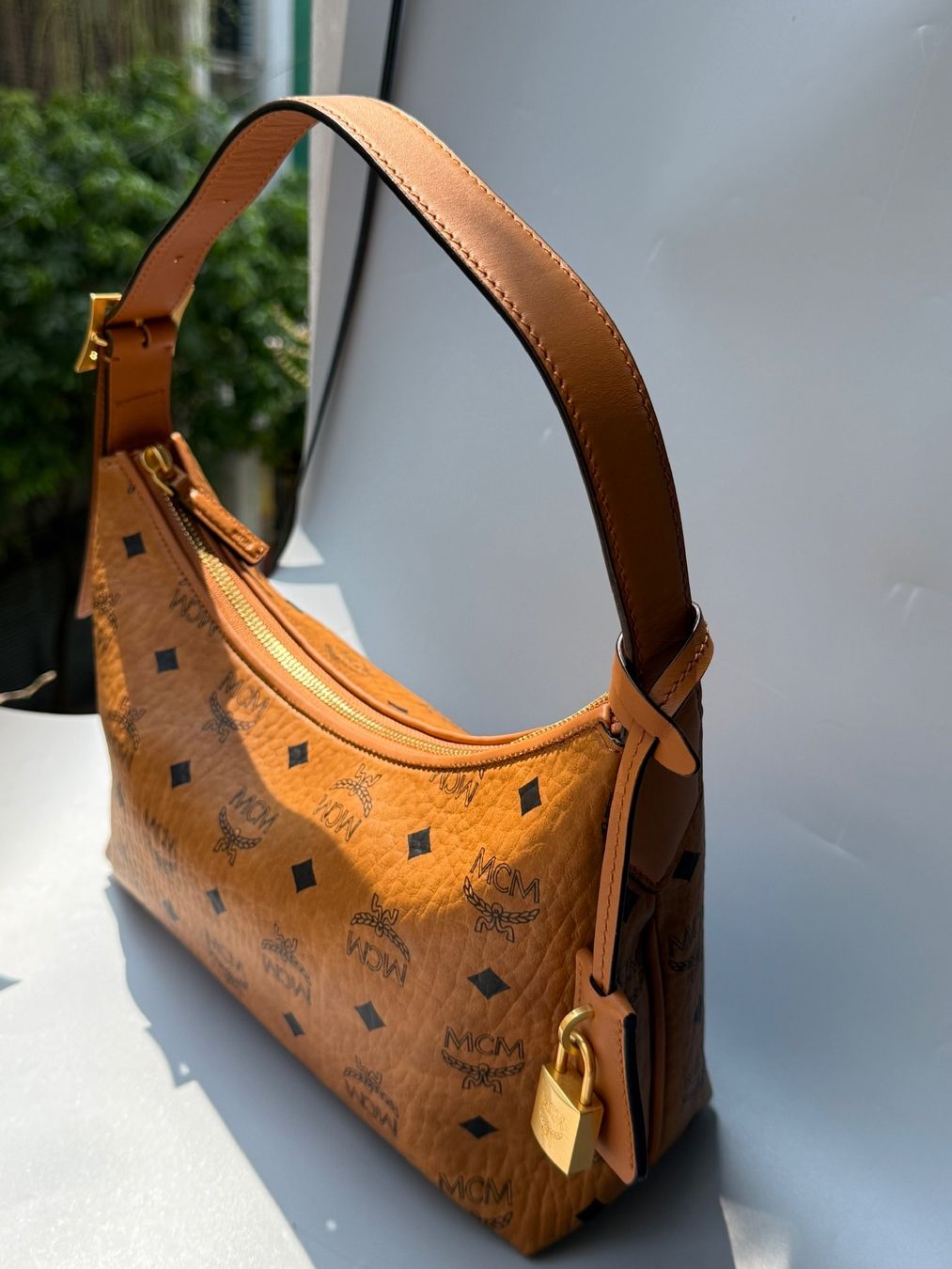 Mcm Borse da donna: MCM Aren Hobo Tasche - Neu – Nuovo e nell'imballaggio originale da Oftringen venduto da btt_ddb9 5