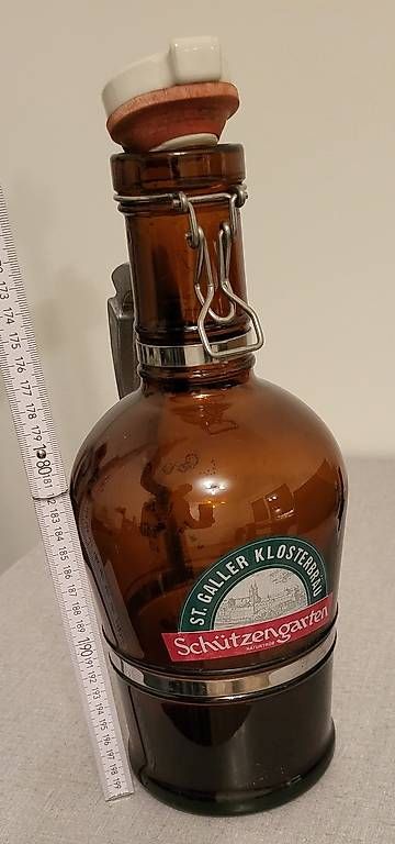 Verres, cruches & bouteilles: Bierkrug Bierflasche Schützengarten – D'occasion à Weinfelden par Zebi22 1