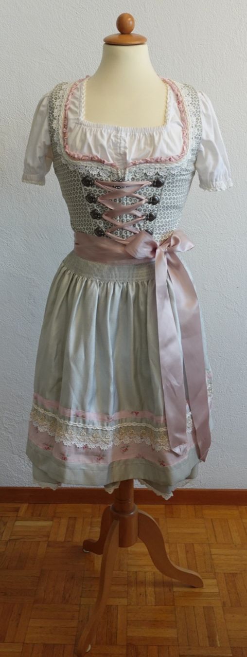 Costumi: Krüger Dirndl mit Bluse – Nuovo (secondo la descrizione) da Grüningen venduto da selinasearching