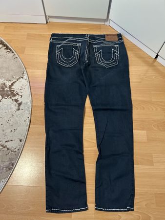 True Religion Jeans Gr. 40 - Dunkelblau - Perfekt für den He