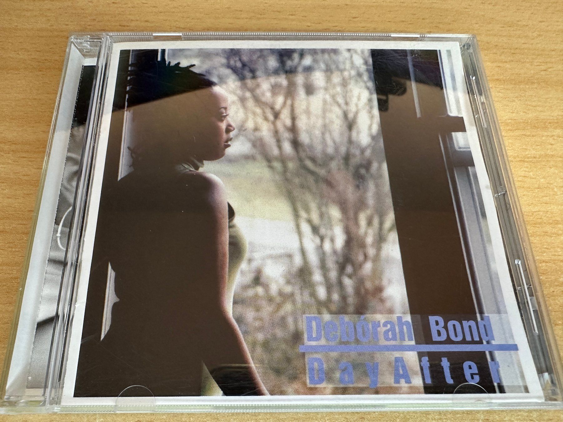 CD: Debórah Bond – DayAfter – Usato da Rikon im Tösstal venduto da Alpenmutz