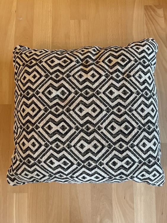 Geburtskissen 40x40cm - Personalisiertes Babygeschenk Mit Löwin & Geburtsdaten In Weiß