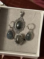 Parure argentée labradorite, bague boucles d'oreilles, pend