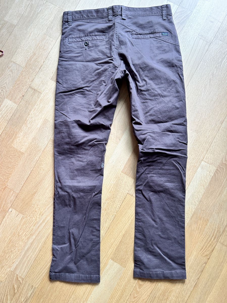 Volcom Hosen: Volcom Trousers Brown Size 32 Men's – Gebraucht aus Bern von dyl_2y87 1