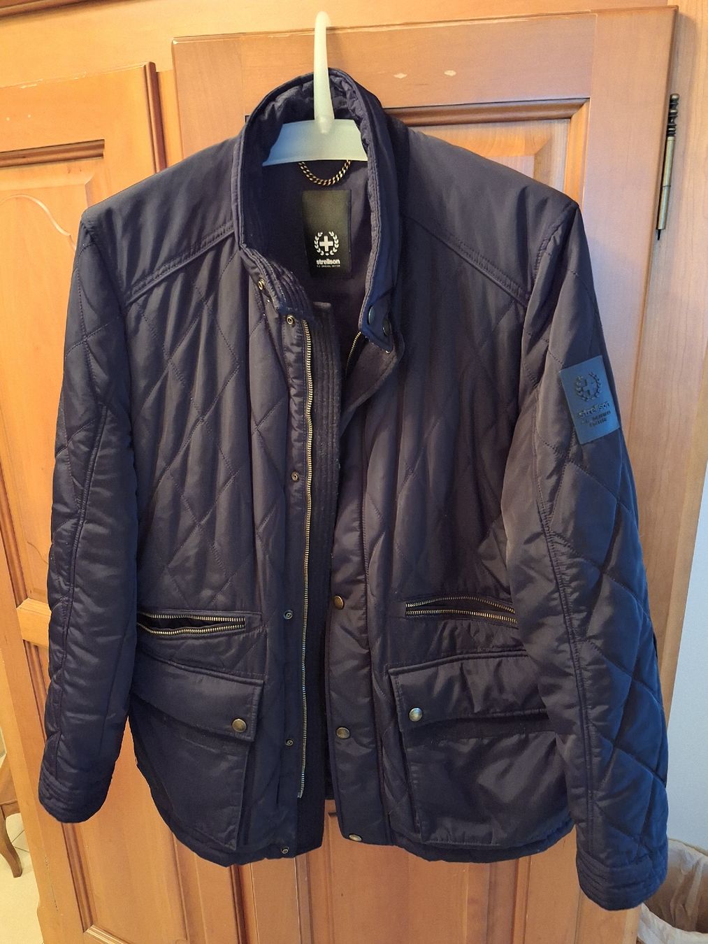 Strellson Jacken: Strellson Winterjacke schwarz, 52 – Gebraucht aus Glattbrugg von Rene1766