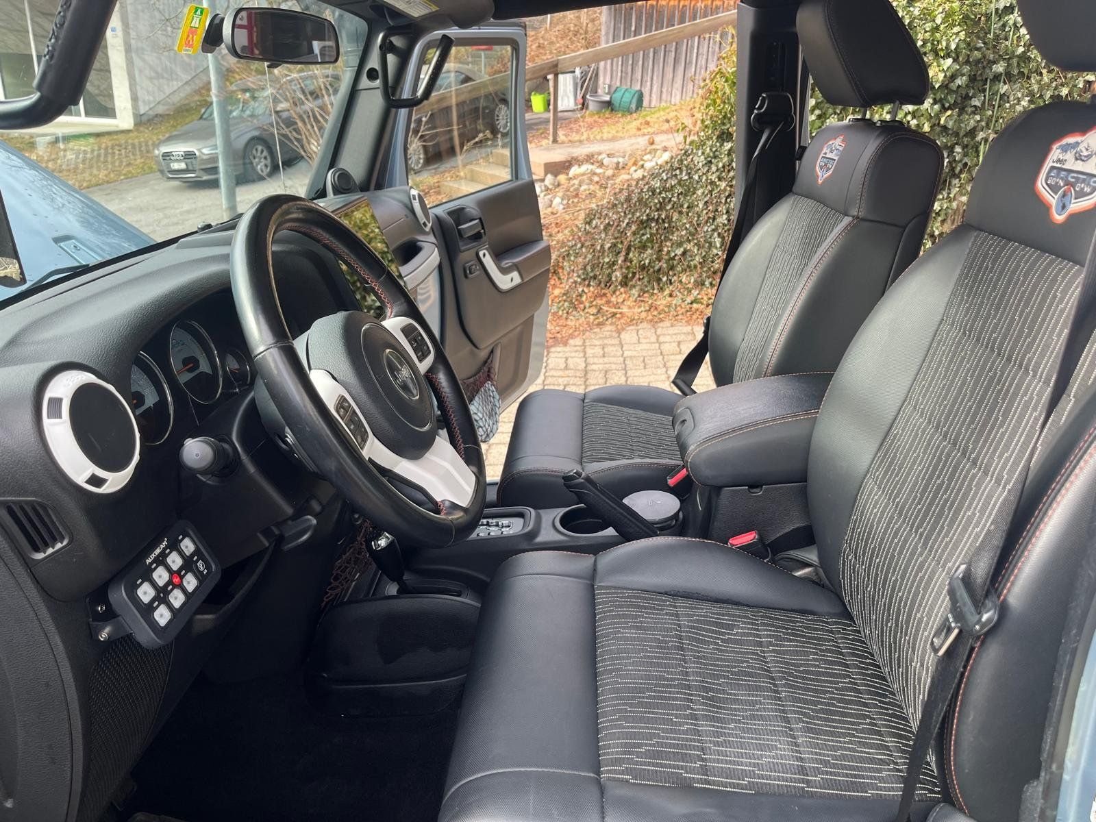Jeep Automobili: Jeep Wrangler JKU 2.8CRD Sahara – Usato da Bühler venduto da sae_lr7z 4