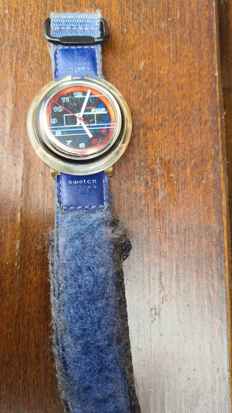 Swatch Orologi: UHR Swatch POP Access PKB101 SNOWBUMP Watch, 1998 – Usato da Winkel venduto da Heuresis 3