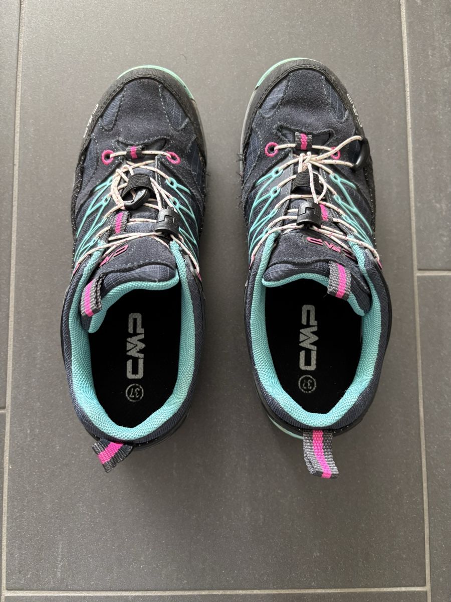 CMP Chaussures filles: CMP Multifunktionsschuhe Grösse 37  – D'occasion à Niederwangen b. Bern par muidop