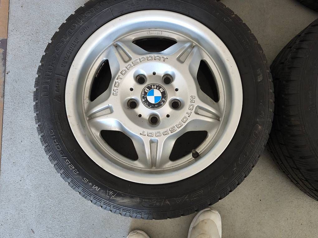 Cerchioni: BMW E36 Motorsport Alufelgen  – Usato da Zihlschlacht venduto da rad_vvm9 1