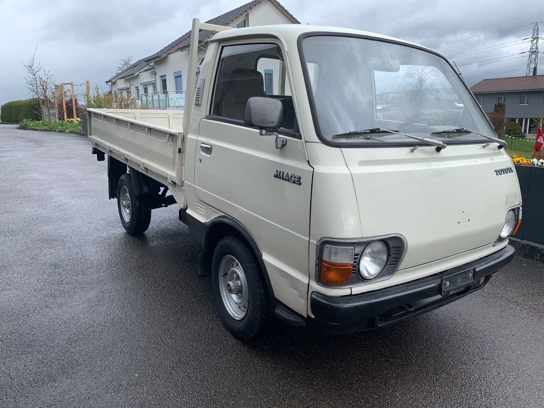 Toyota Veicoli commerciali: Toyota Hiace – Usato da Wohlen AG venduto da Bucher-4000 2