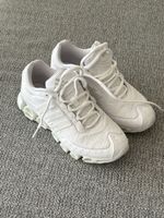 Adidas Schuhe Gr. 41 1/3
