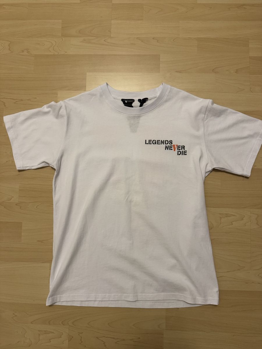 Vlone T-Shirts: Vlone Tshirt – Neu (gemäss Beschreibung) aus Gossau SG von reshhh 1