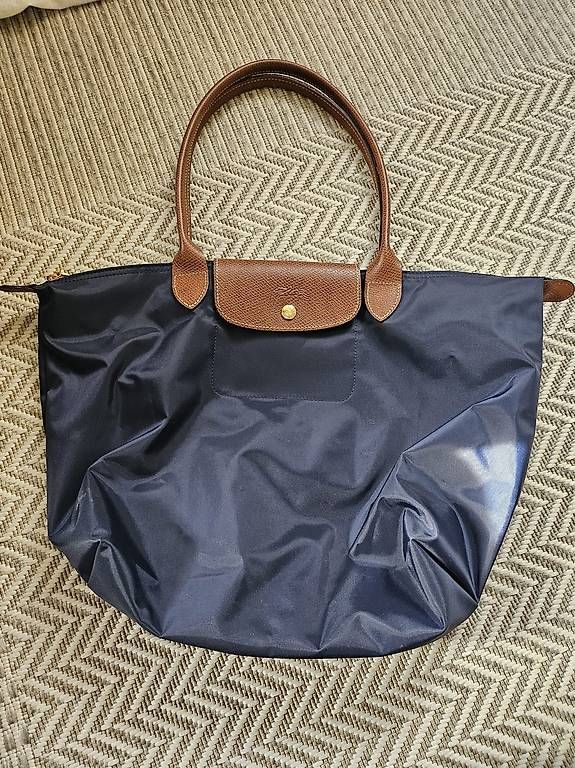Longchamp Borse da donna: Longchamp Le Pliage Navy Medium – Usato da Buchs SG venduto da corapre