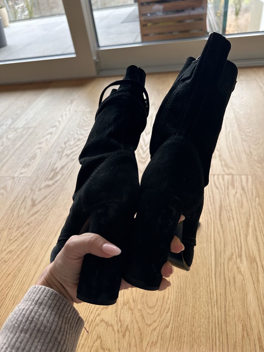 Casadei Scarpe da donna: Casadei bottines 37,5 daim – Usato da La Croix (Lutry) venduto da secondhandZara 2