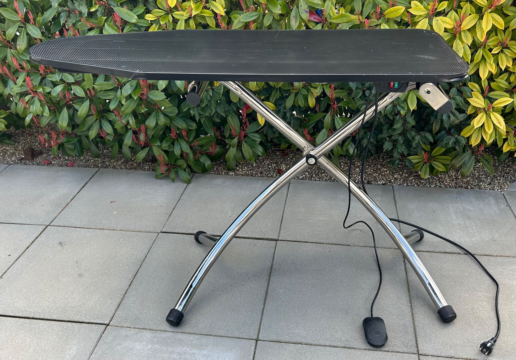 Assi da stiro: Bügelbrett mit Bezug – Usato da Wil SG venduto da Bitzitom 2