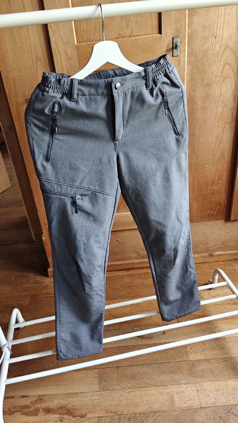 Icepeak Pantaloni: Icepeak Softshellhose grau, Grösse S, Top Zustand! – Nuovo (secondo la descrizione) da Rüedisbach venduto da Wuethis-Fb1212