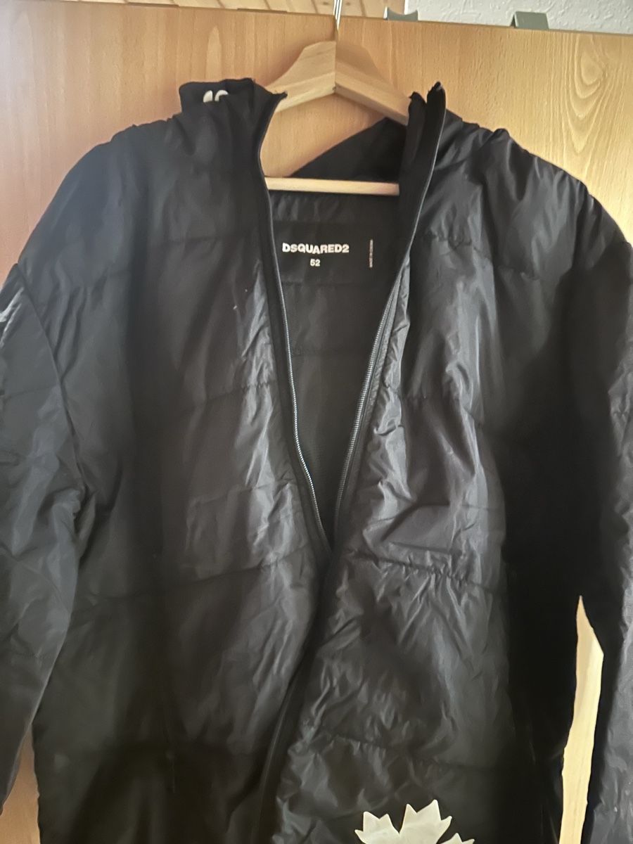 Dsquared2 Giacche: Dsquared2 Winterjacke, Schwarz, Grösse 52 - Neuwertig! – Usato da Dottikon venduto da nea_tyx6
