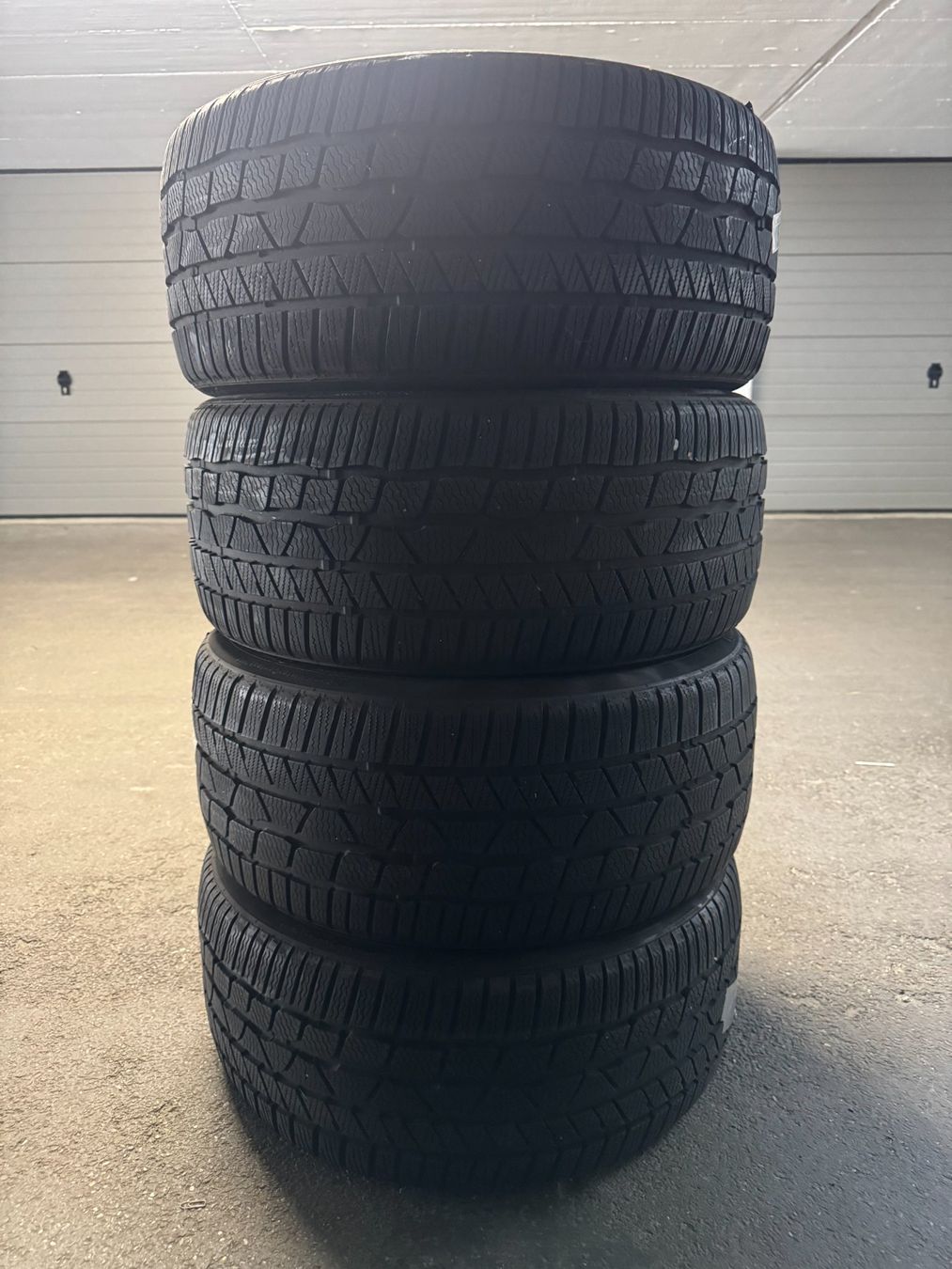 Continental Pneus & Roues: Winterpneu – D'occasion à Frauenfeld par inf_gll2 3