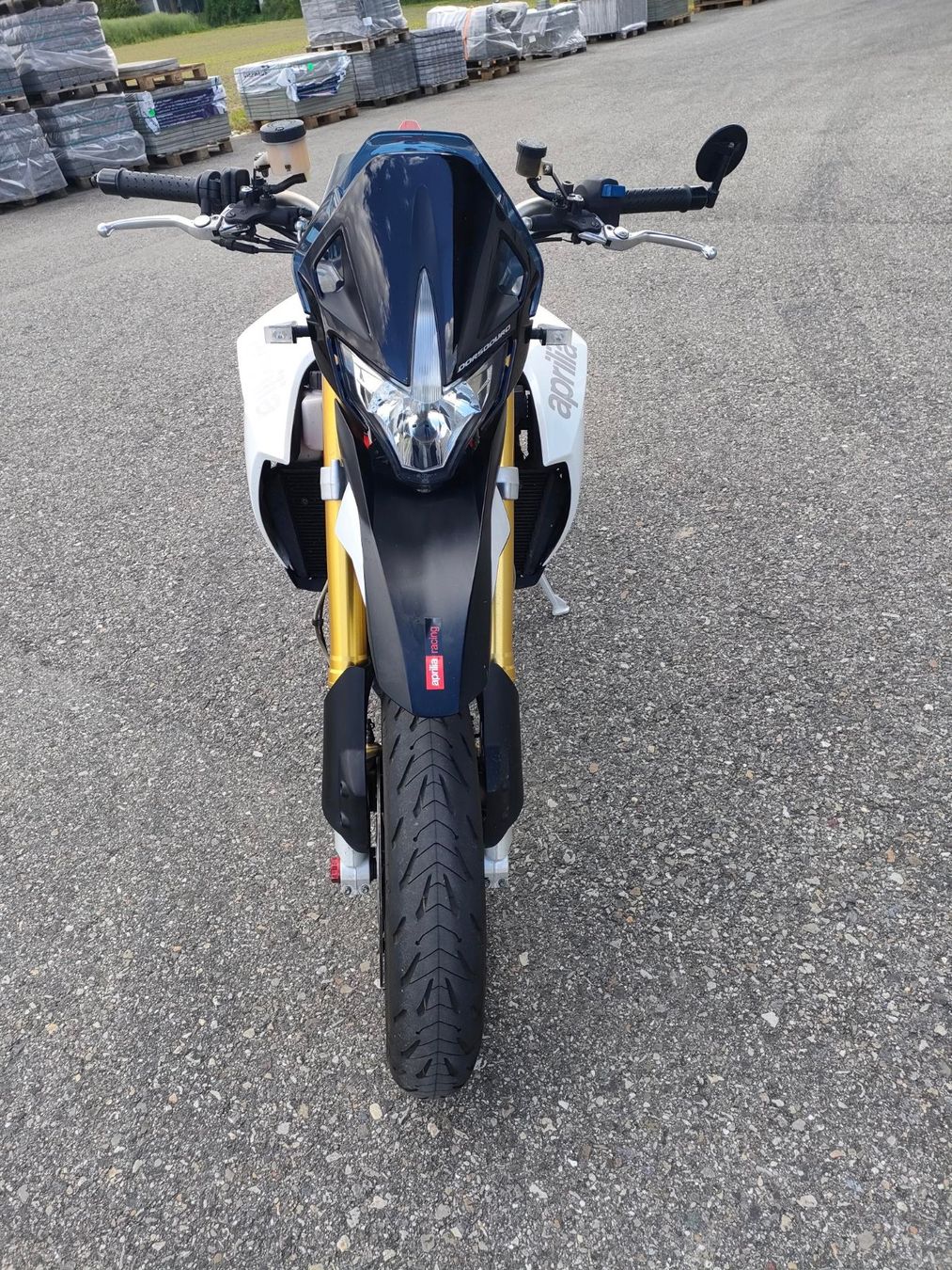 Aprilia Route: Aprilia Dorsoduro 1200 – D'occasion à Dagmersellen par Priapos66 1