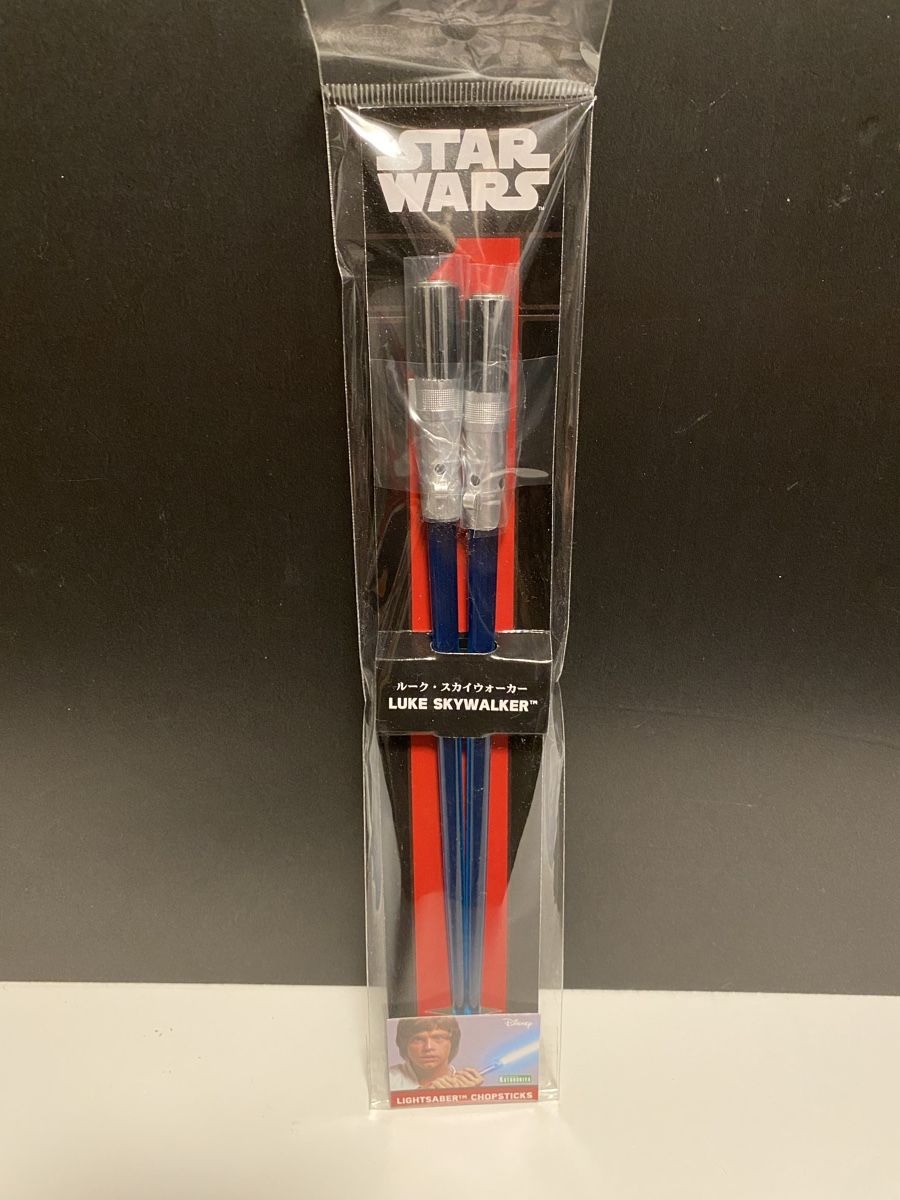 Set di posate: Bacchette / Chopsticks Set Star Wars Lightsaber – Nuovo e nell'imballaggio originale da Avegno venduto da SBA-Shop 6