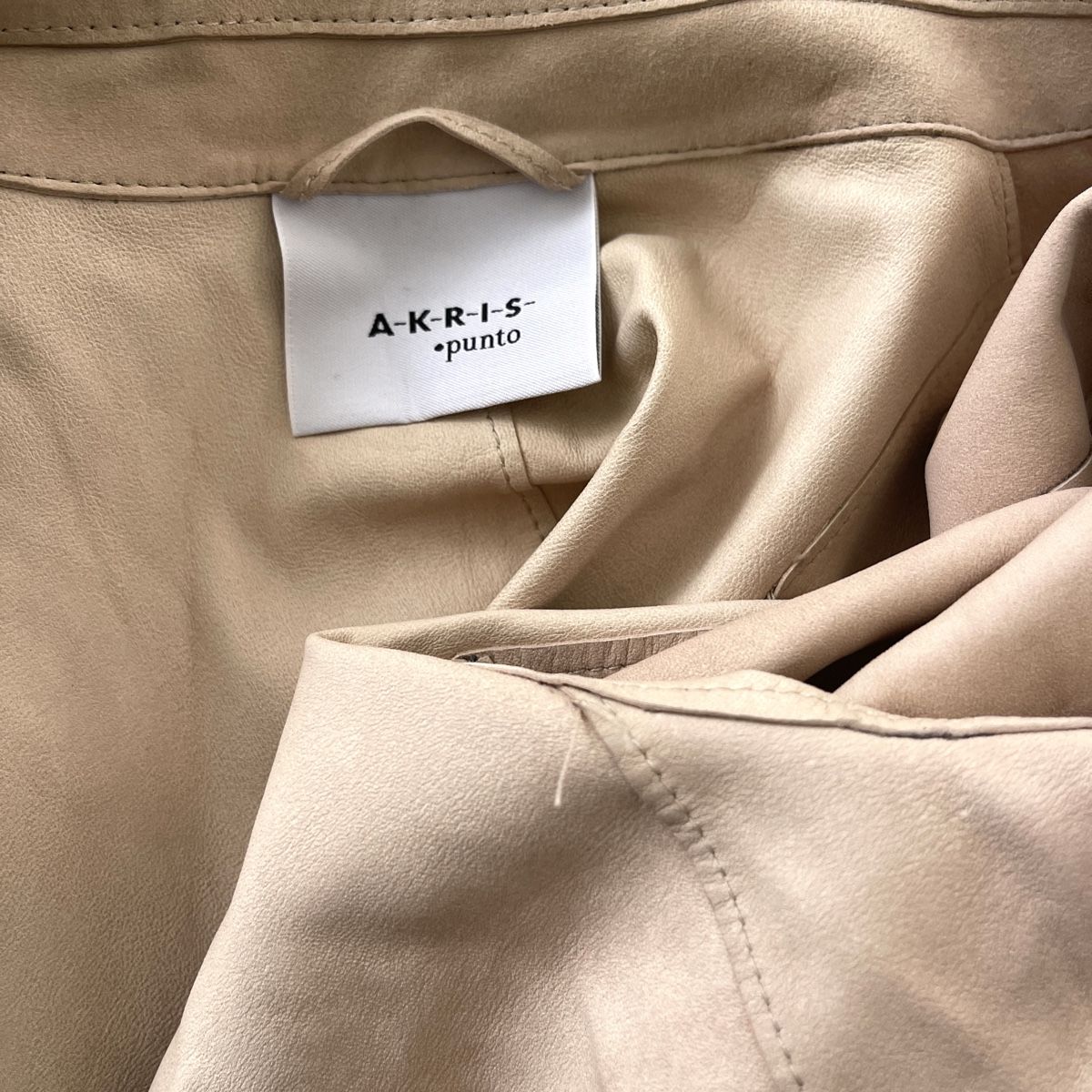 Akris Giacche: AKRIS Leather Blazer – Nuovo (secondo la descrizione) da Emmen venduto da Nightingale_2022 4