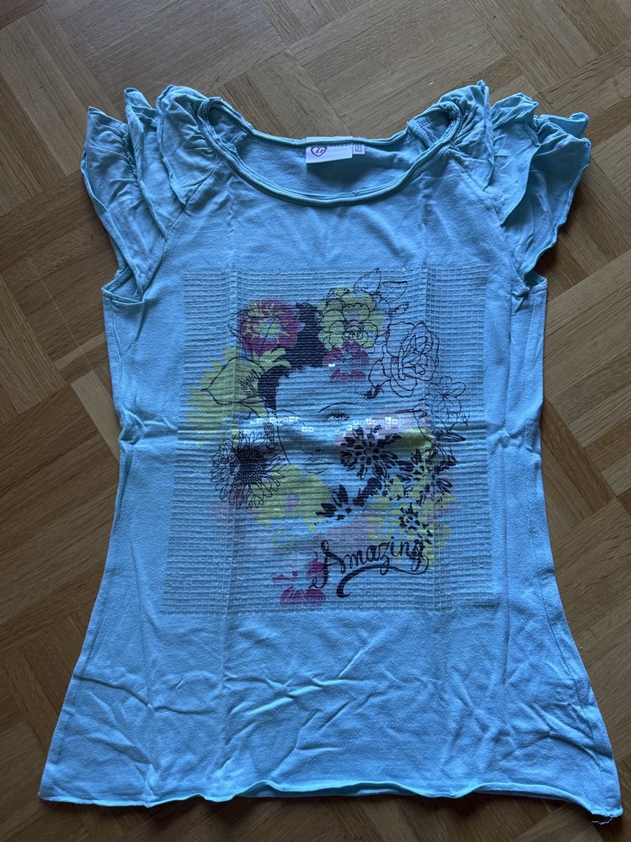 Camicette, T-shirt & Top: Kinder T-Shirt, Gr. 146 – Usato da Kilchberg ZH venduto da Von_dutch