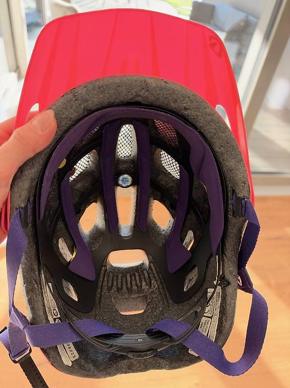 Casques: Mädchen Velohelm – D'occasion à Schwyz par sde_92rw 4