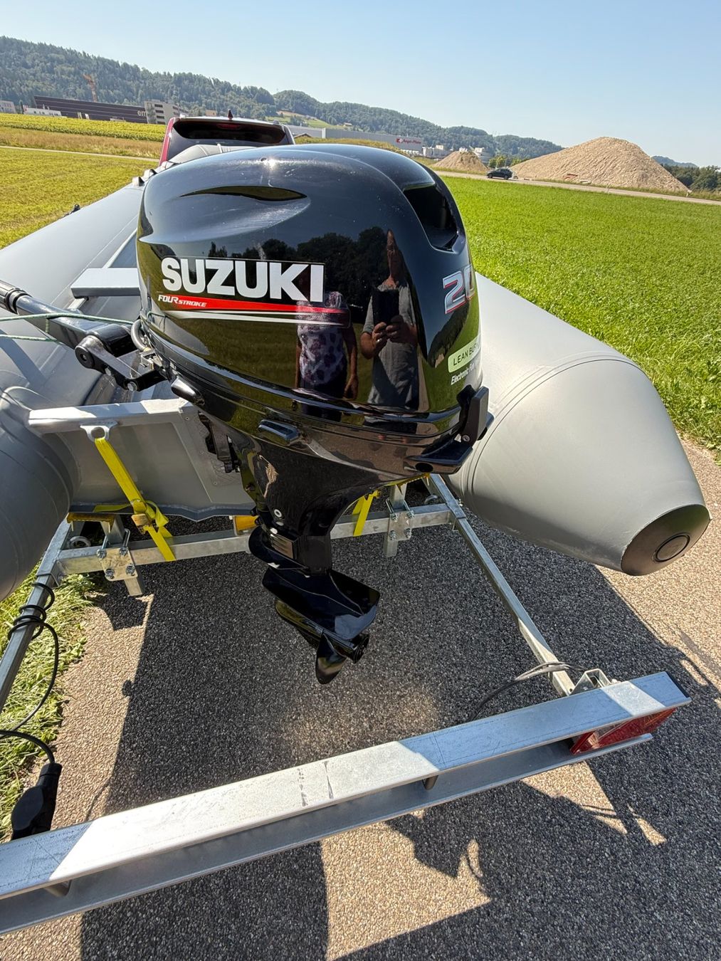 Quicksilver Barche: Motorboot Quicksilver AluRib 420 MIT Anhänger – Usato da Böbikon venduto da Domplex 4