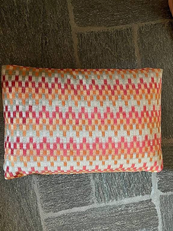 Cuscini: Sofakissen 60x43cm, neu – Nuovo (secondo la descrizione) da Kilchberg ZH venduto da familiy 2