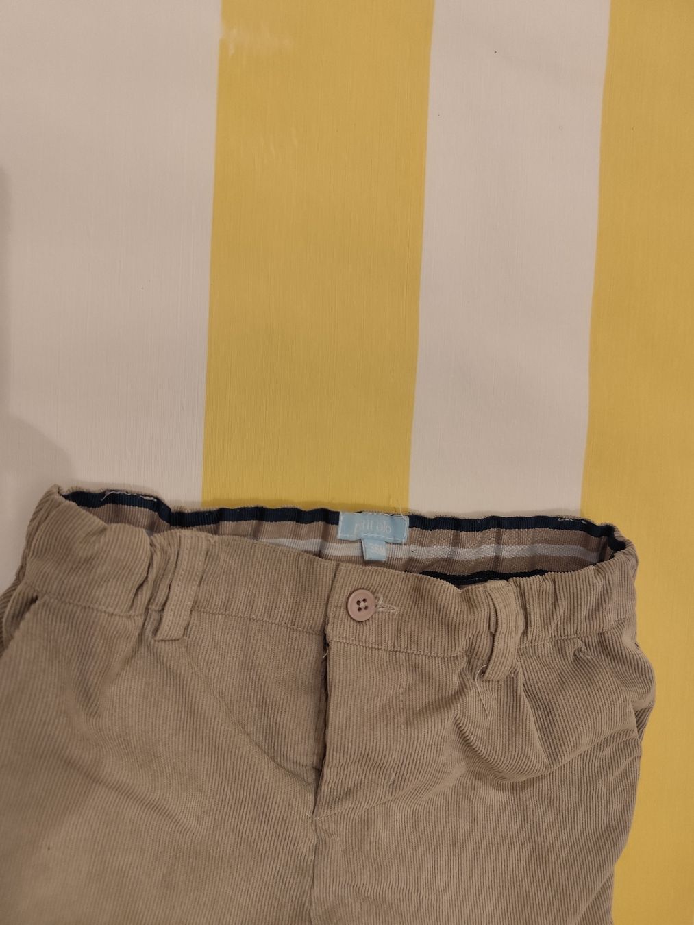 Pantaloni: Hose. Gr. 36 Monate – Usato da Widen venduto da isa_zz9b 1