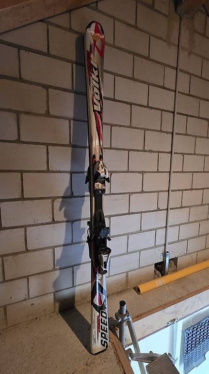 Völkl Skis: Völkl Ski – D'occasion à Mosnang par carmelita7b
