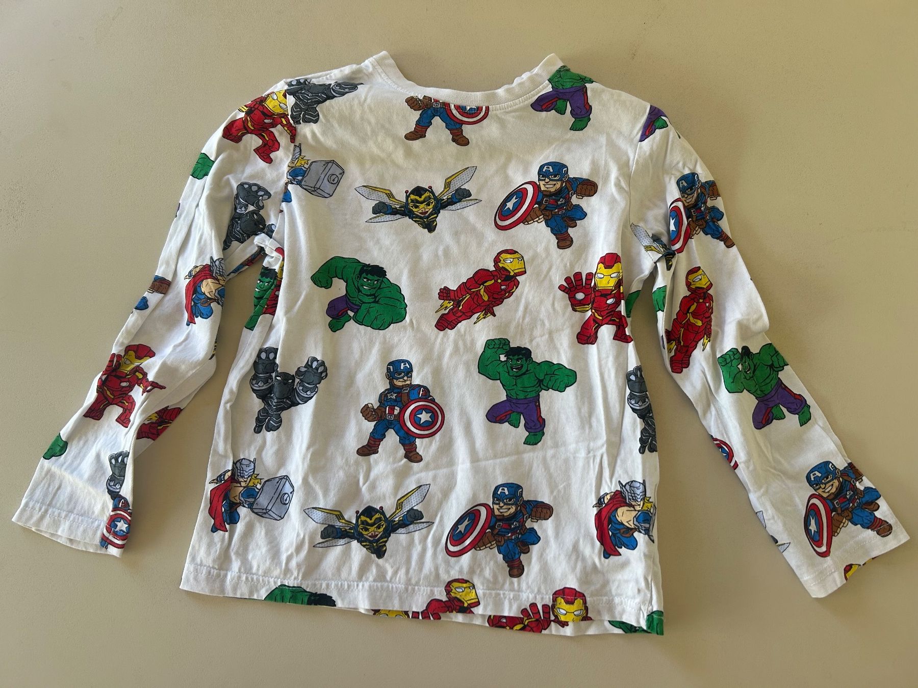 Lotti & Set di vestiti: 2 Baumwoll-Shirts Kinder Gr. 134 – Usato da Rorschacherberg venduto da Svebe 2