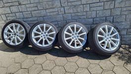 Tesla Model 3 2019 Räder 18"  Felgen Brock B32 Reifen Nokian
