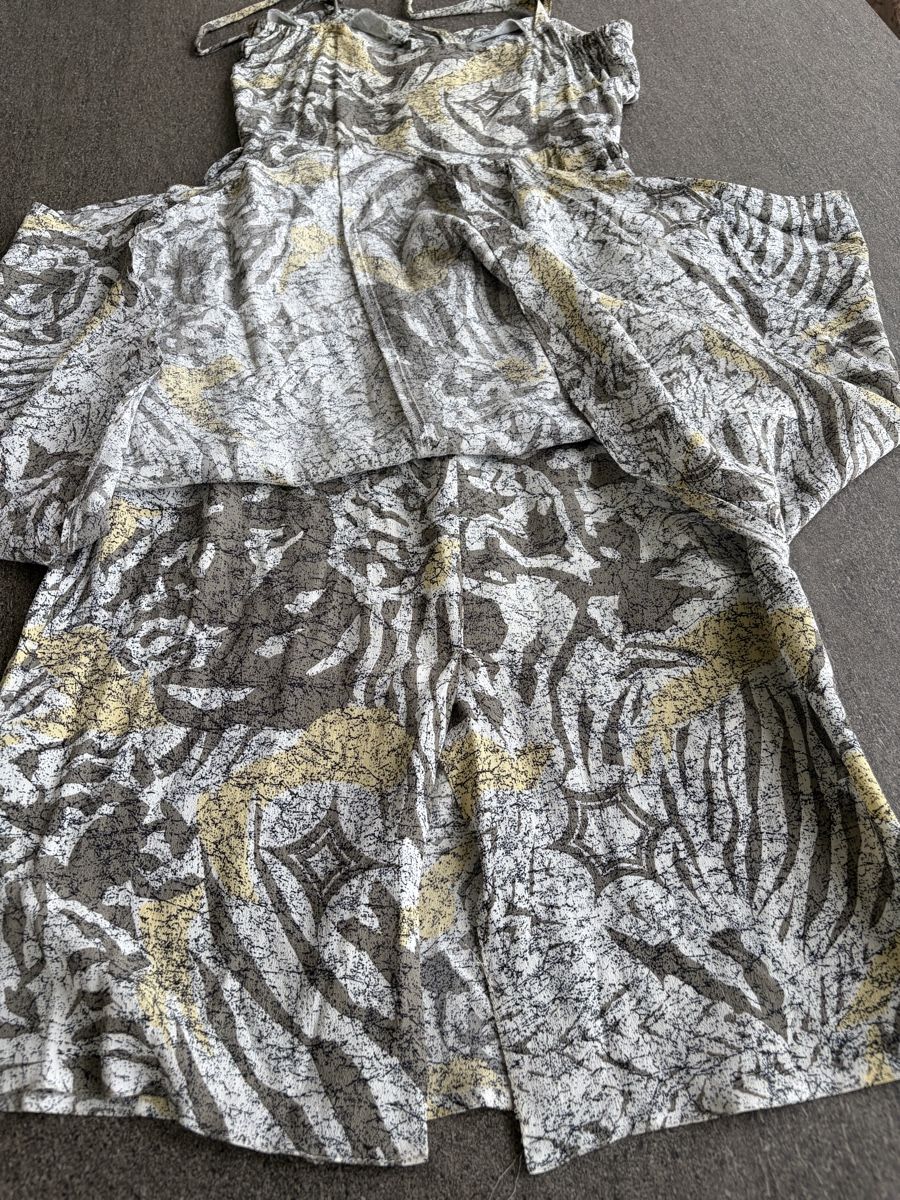 Vestiti: Originelles Sommerkleid Größe 34 – Nuovo (secondo la descrizione) da Solothurn venduto da Congela 4