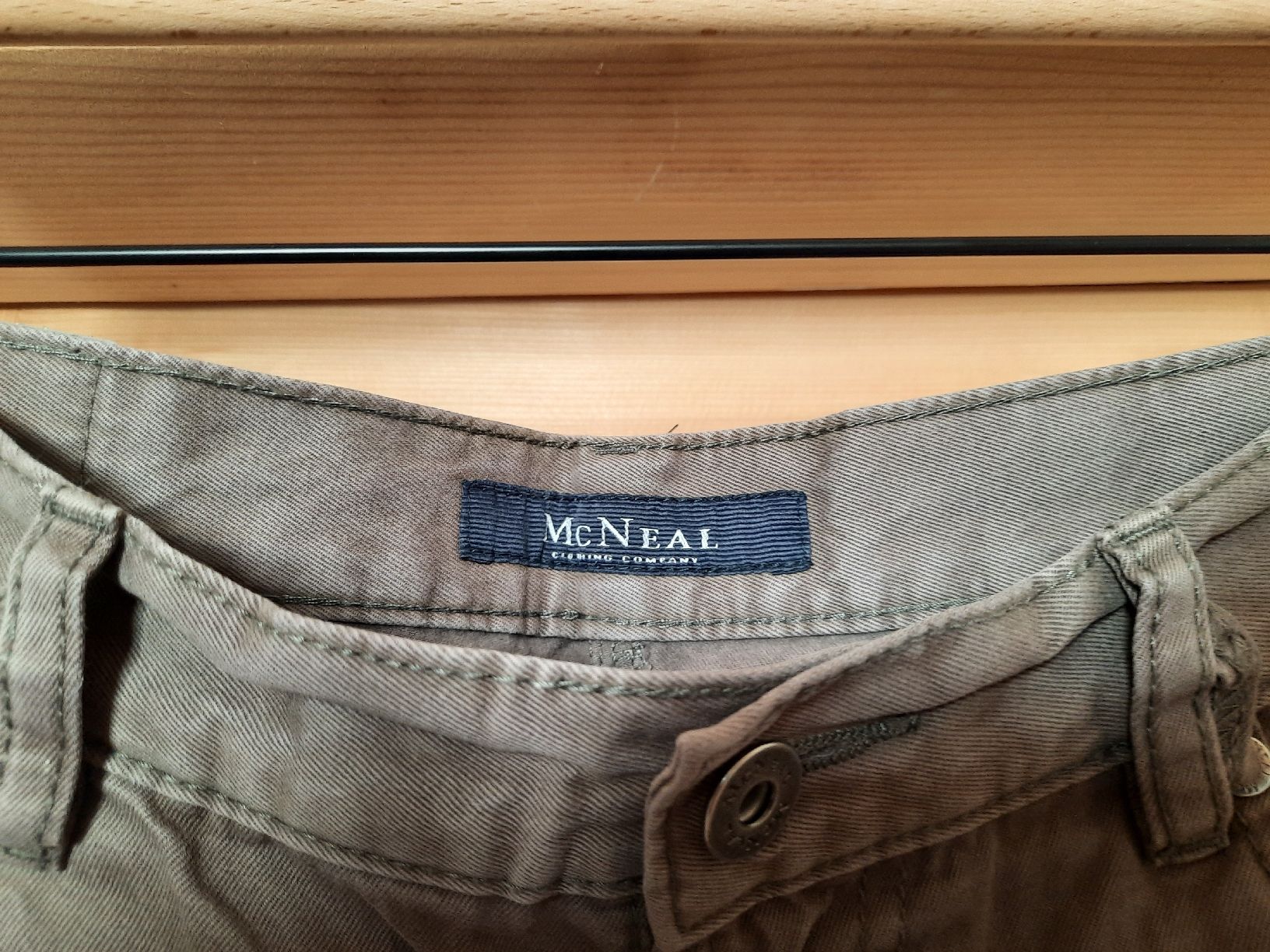 Hosen: McNeal Damen Hose - Gr. 42 – Neu (gemäss Beschreibung) aus Unterterzen von elebo 1