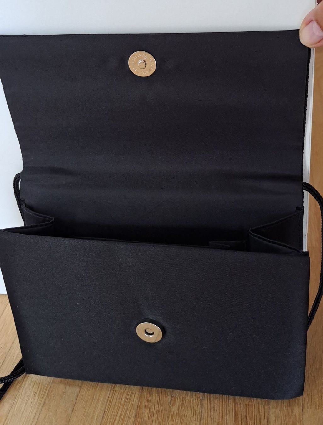 Borse da donna: Elégante pochette noir – Nuovo (secondo la descrizione) da Le Mont-sur-Lausanne venduto da olatiu 2