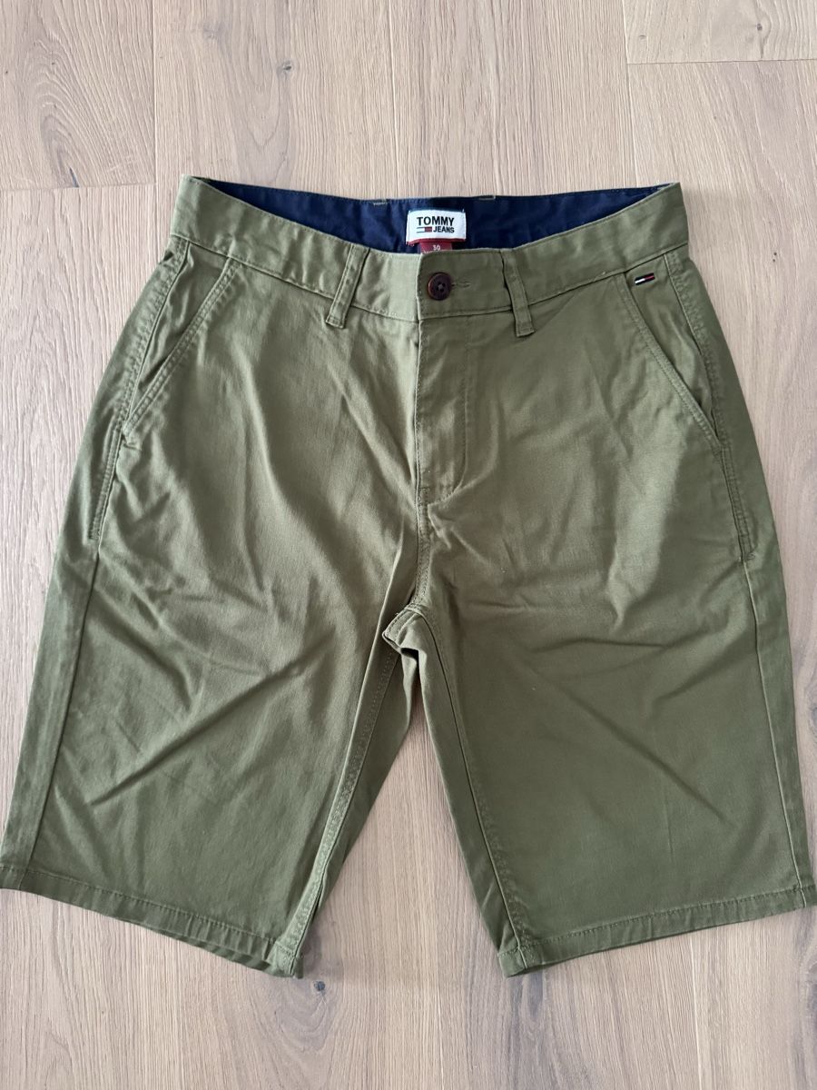 Tommy Hilfiger Pantaloni: Tommy Hilfiger Bermuda – Usato da Küsnacht ZH venduto da ali_k9b5