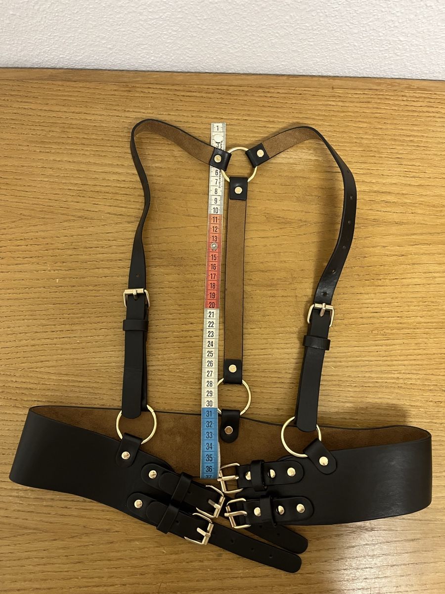 Cinture: Schwarzer Harness-Gürtel  – Nuovo (secondo la descrizione) da Teufenthal AG venduto da Nanahu 2